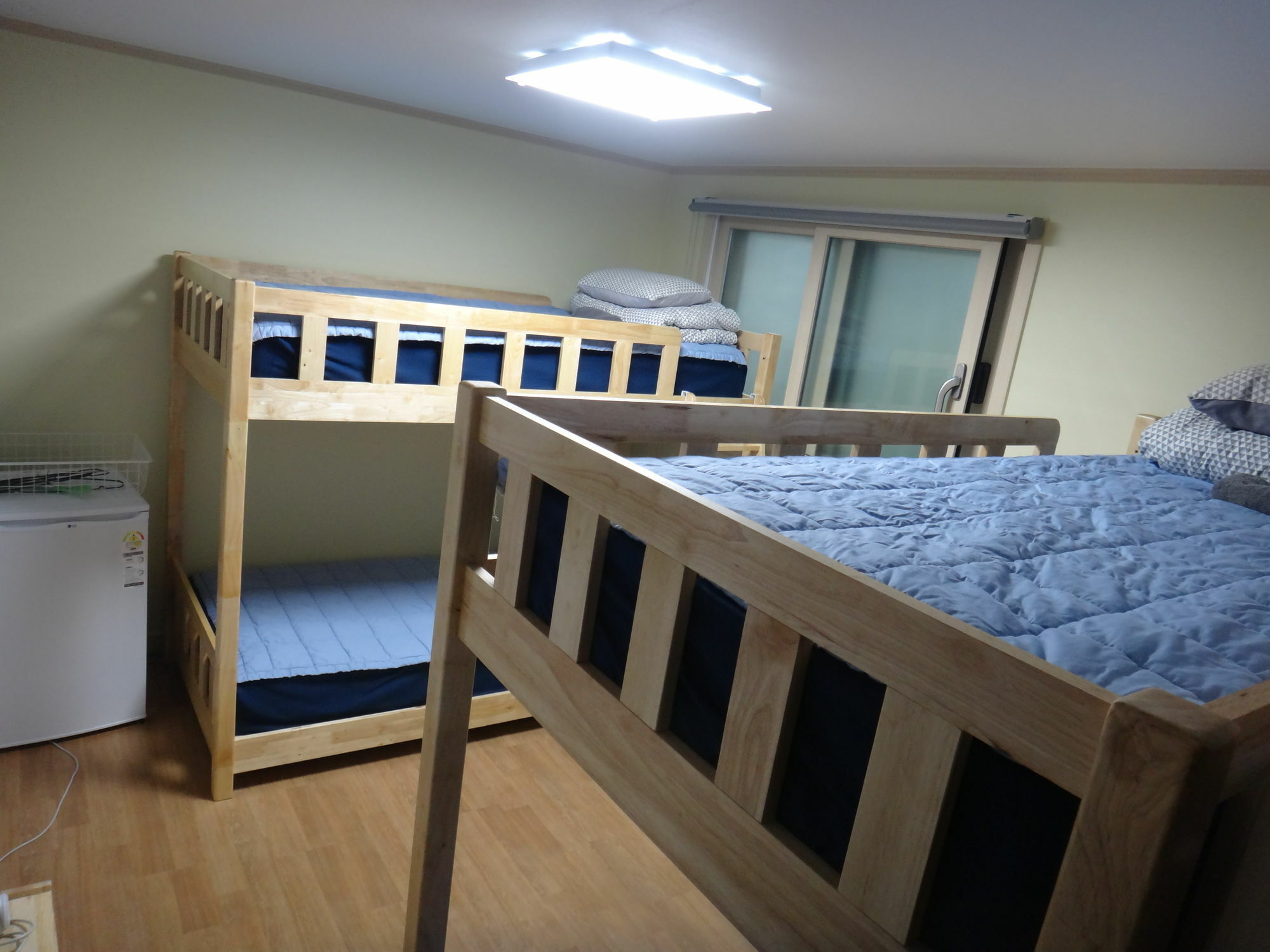 Rumah tetamu Sunnyhill Hongdae 2*